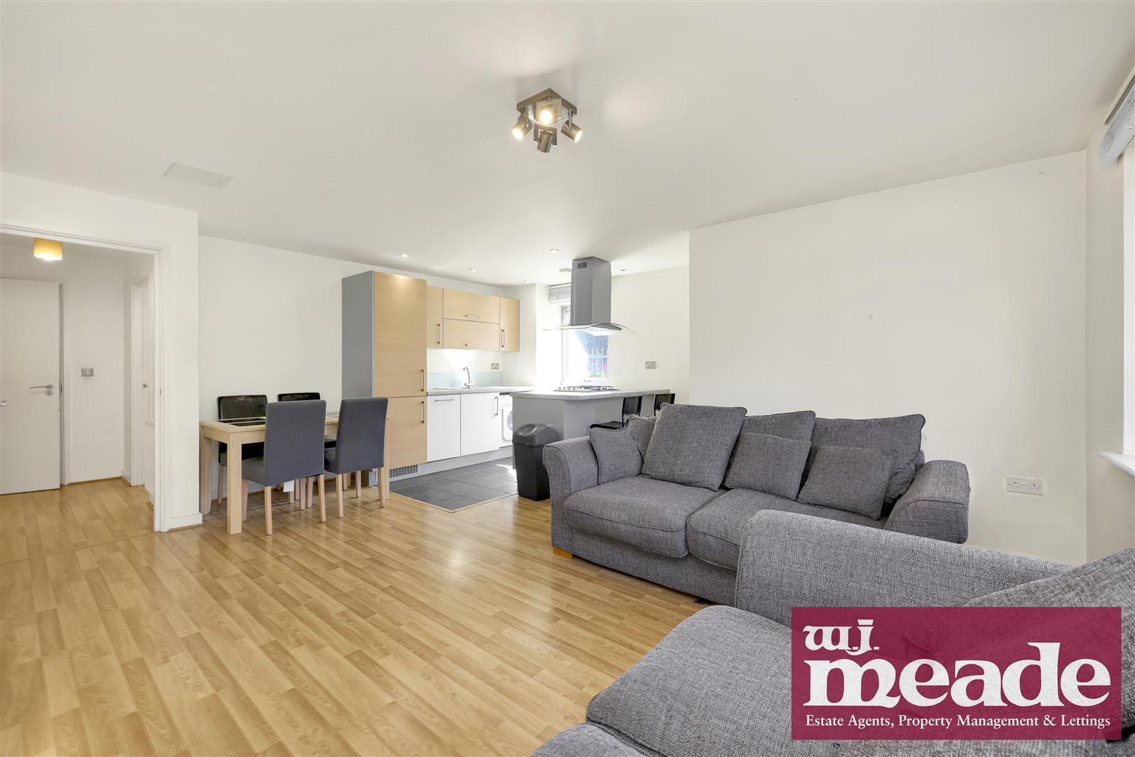 1 bed property in Clematis Apartments, Mile End